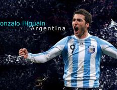 开云下载-皮球未落地的90分钟，争冠夜、久保建英与人生的未完成态