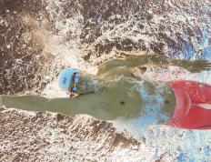 开云体育官网-双城记，当F1引擎在萨基尔咆哮，紫金军团在奥兰多收割