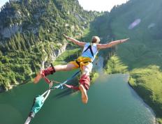 开云官方app入口-骑士逆转篮网？不，是利拉德在总决赛接管了历史