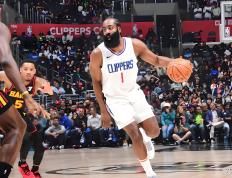 开云体育APP下载-火箭主场惨败独行侠，哈登状态低迷