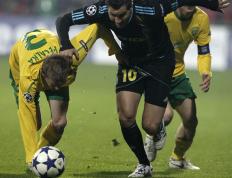 开云体育-马赛客场狭胜，争冠希望再起