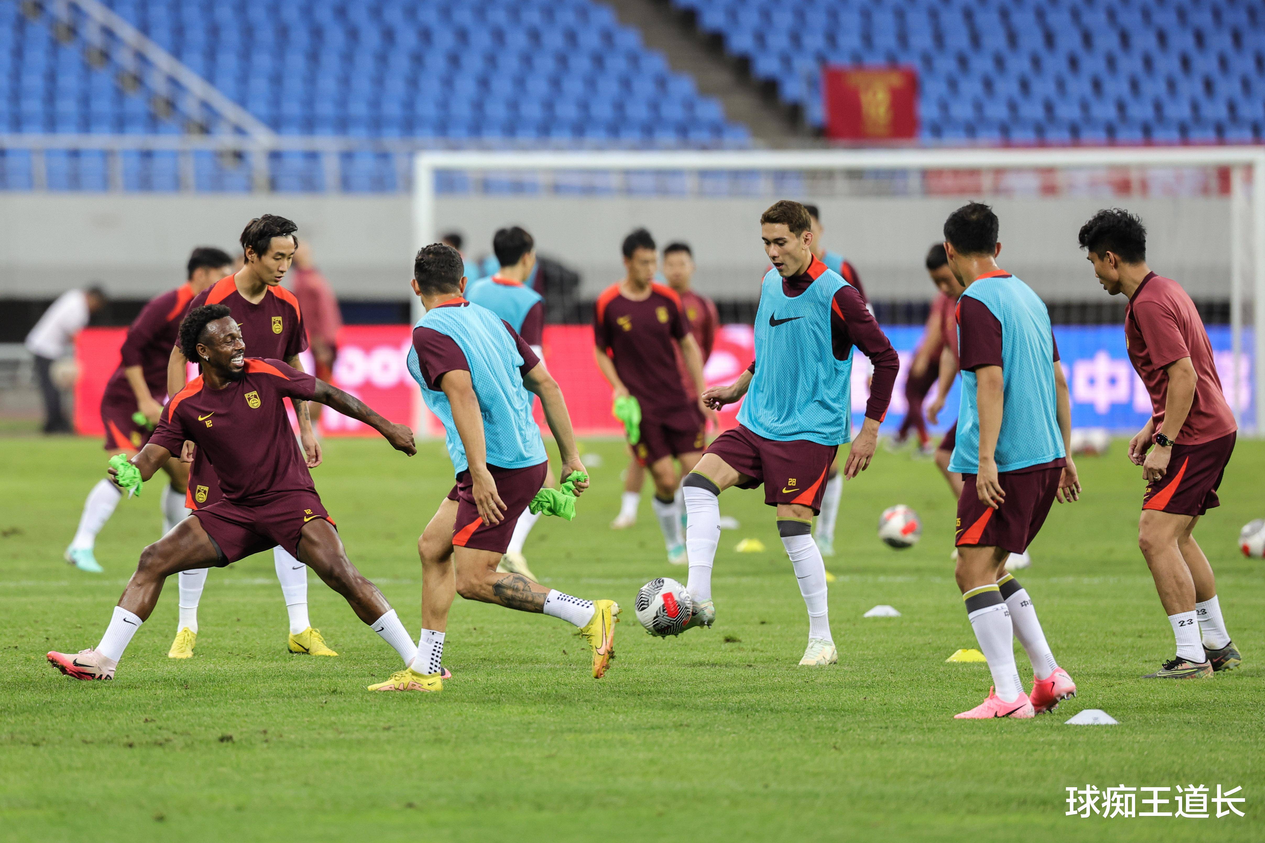 开云体育APP下载-亚洲足球赛事开启新篇章，竞争激烈不容小觑的简单介绍