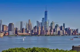 开云体育下载-纽约篮网队签下新秀,球队实力大增