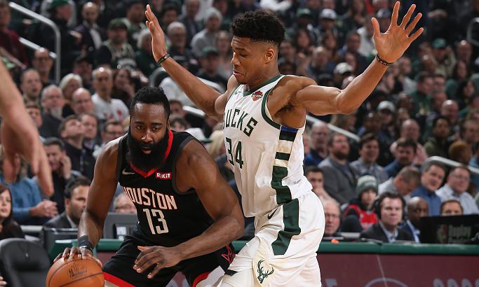 开云下载-关于雄鹿队外援表现出色，为球队贡献关键分数的信息