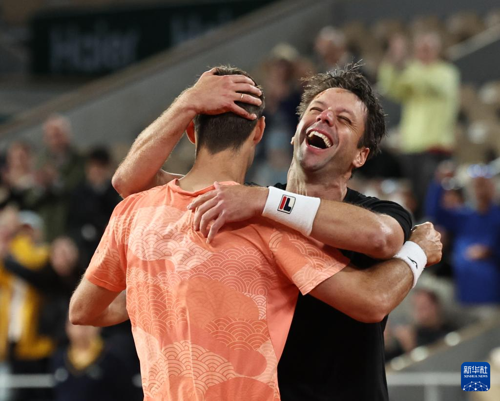 开云体育平台APP-极致追求！欧洲冠军赛坠入争斗