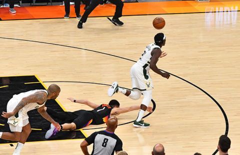 开云体育app-关于浙江队逆转辽宁队，霍勒迪关键制胜的信息